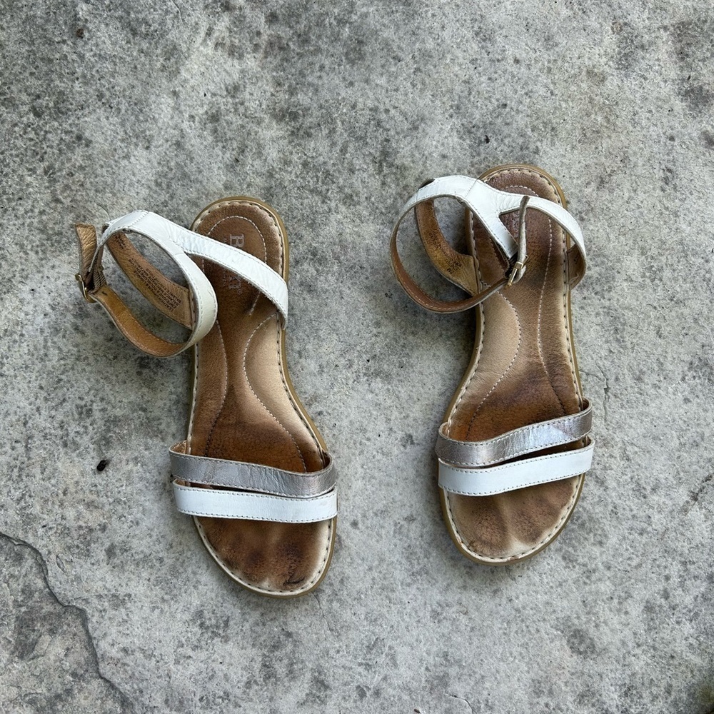 Born Mai Easy Sandals, size 7
